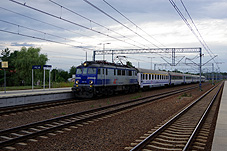 min 1075 2.jpg min 1075 2.jpg